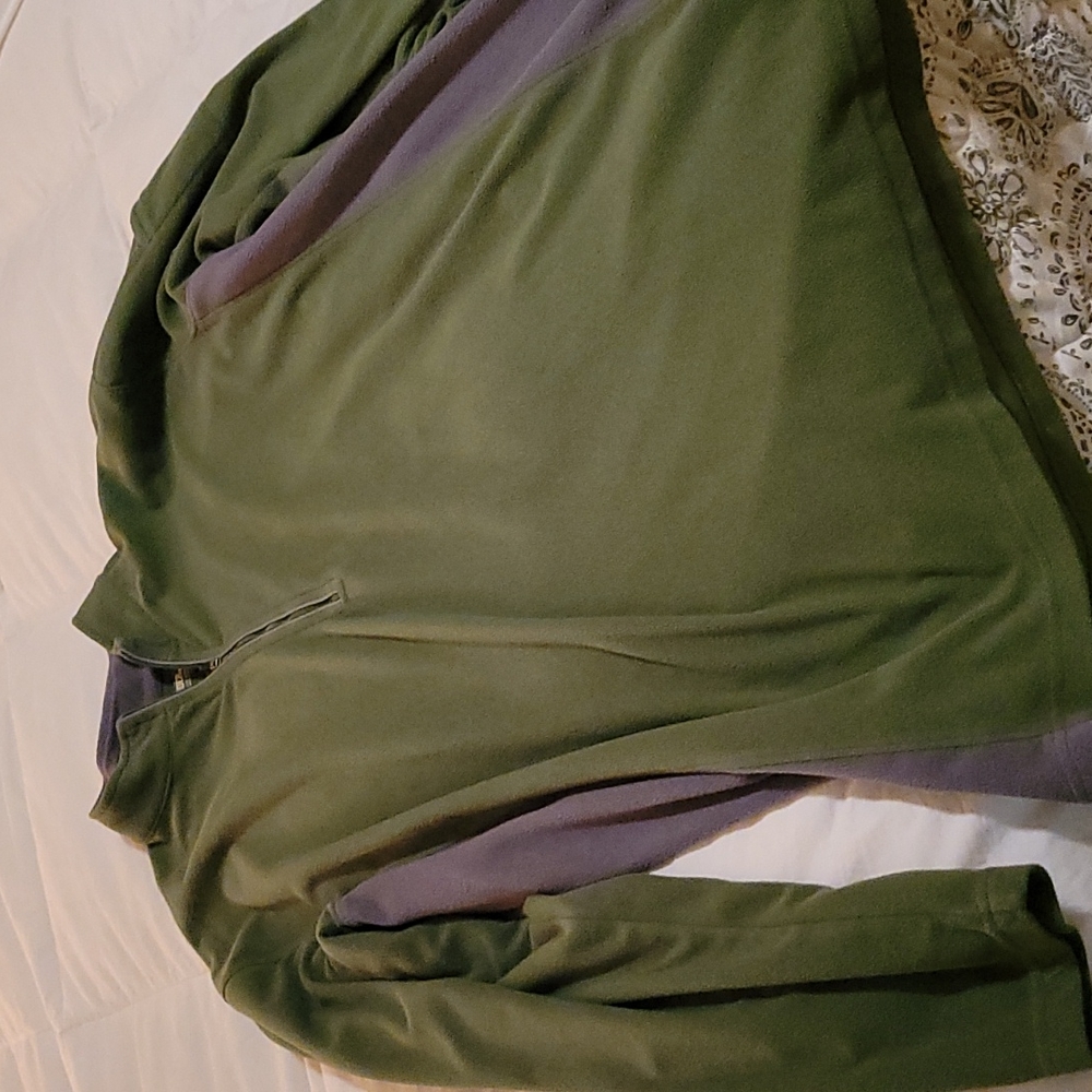 Gander Mountain mens fleece